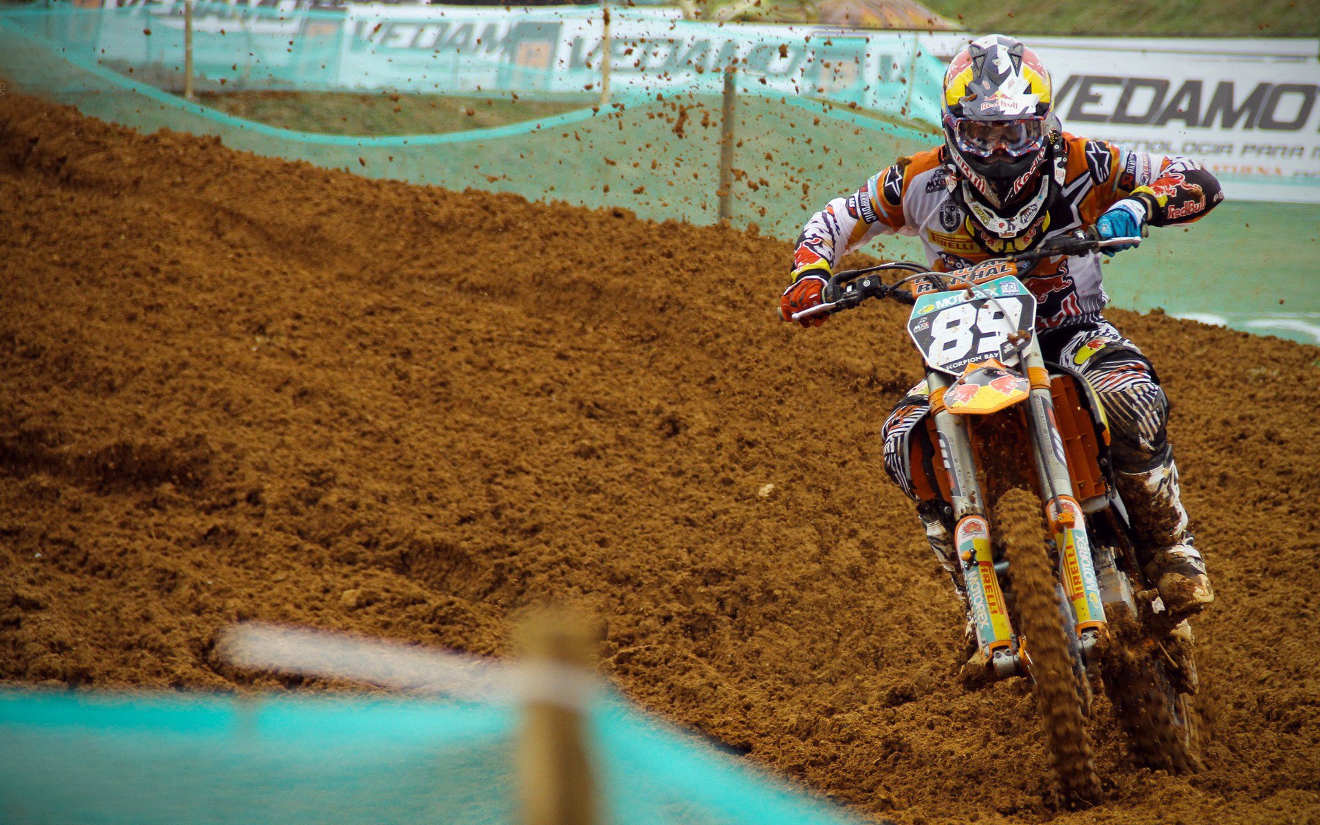 开云中国-“快艇冲浪：东三叉湖赛场迎来极限水上运动的热潮”