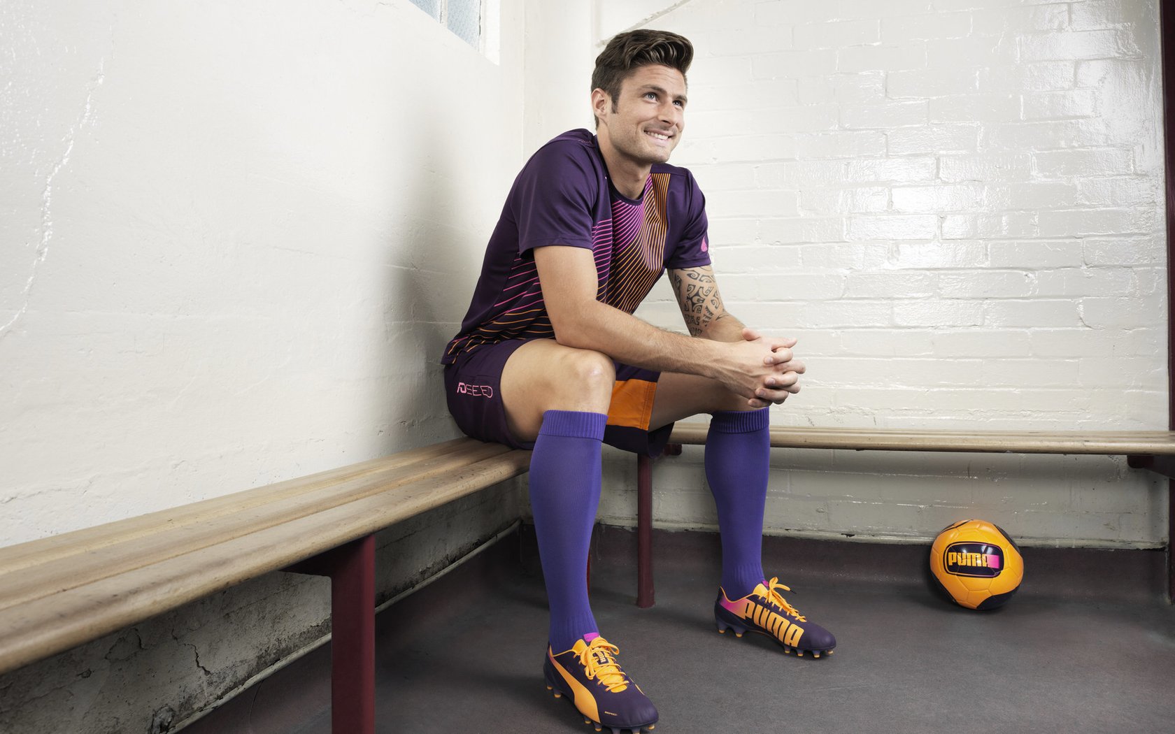 关键比赛冷静应对，心态成熟显著，比赛中沉着冷静